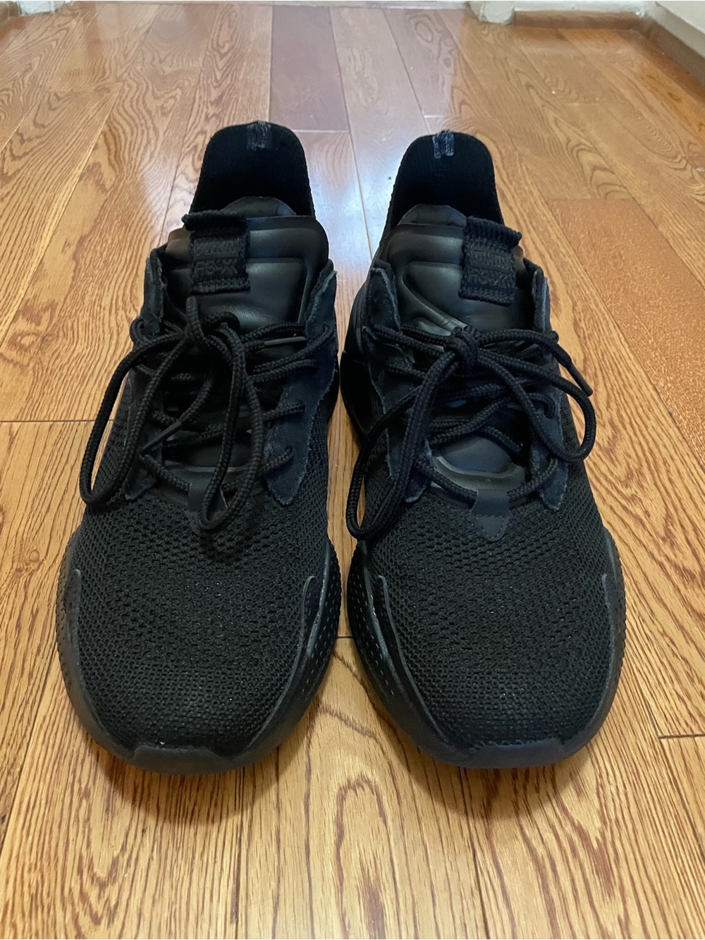 Puma - Men's Black Athletic Running Shoes - All-Black Lightweight Trainer